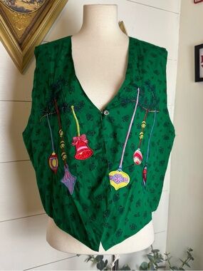 Women’s Vinatge 90’s Christmas Vest Embroidered Ornaments Reversible Large Green